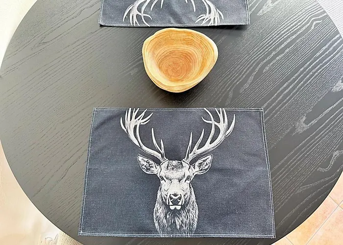 Zentrale Oase, Ski, Berge Spass, 45m2, Fuer 2p - C8 Apartment St. Moritz